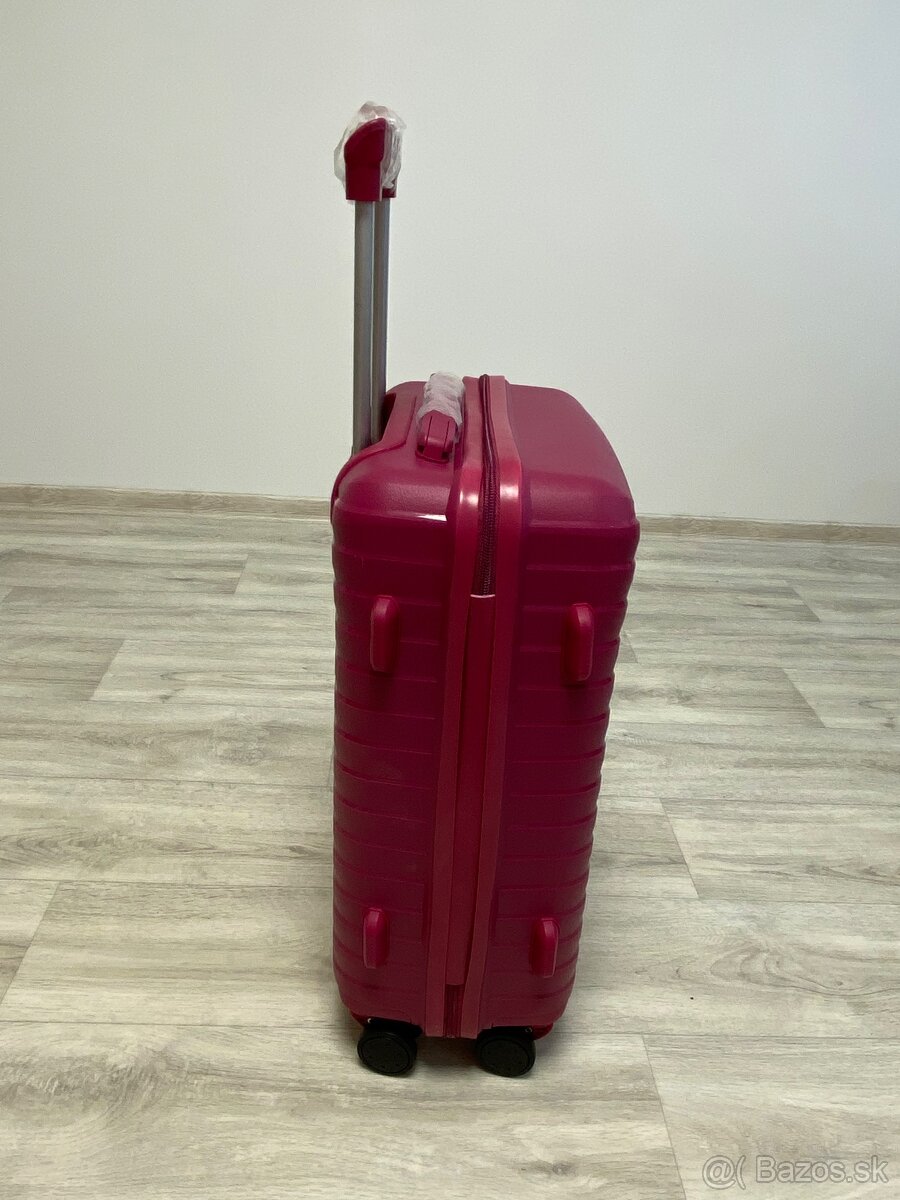 Silikónový cestovný kufor - 4