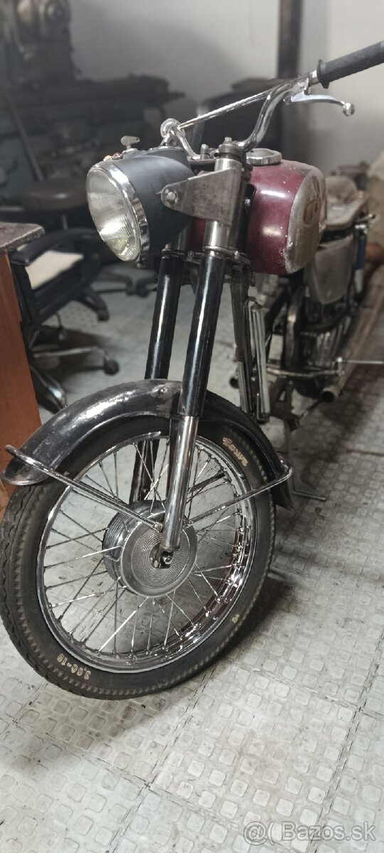 Jawa Californian - 4