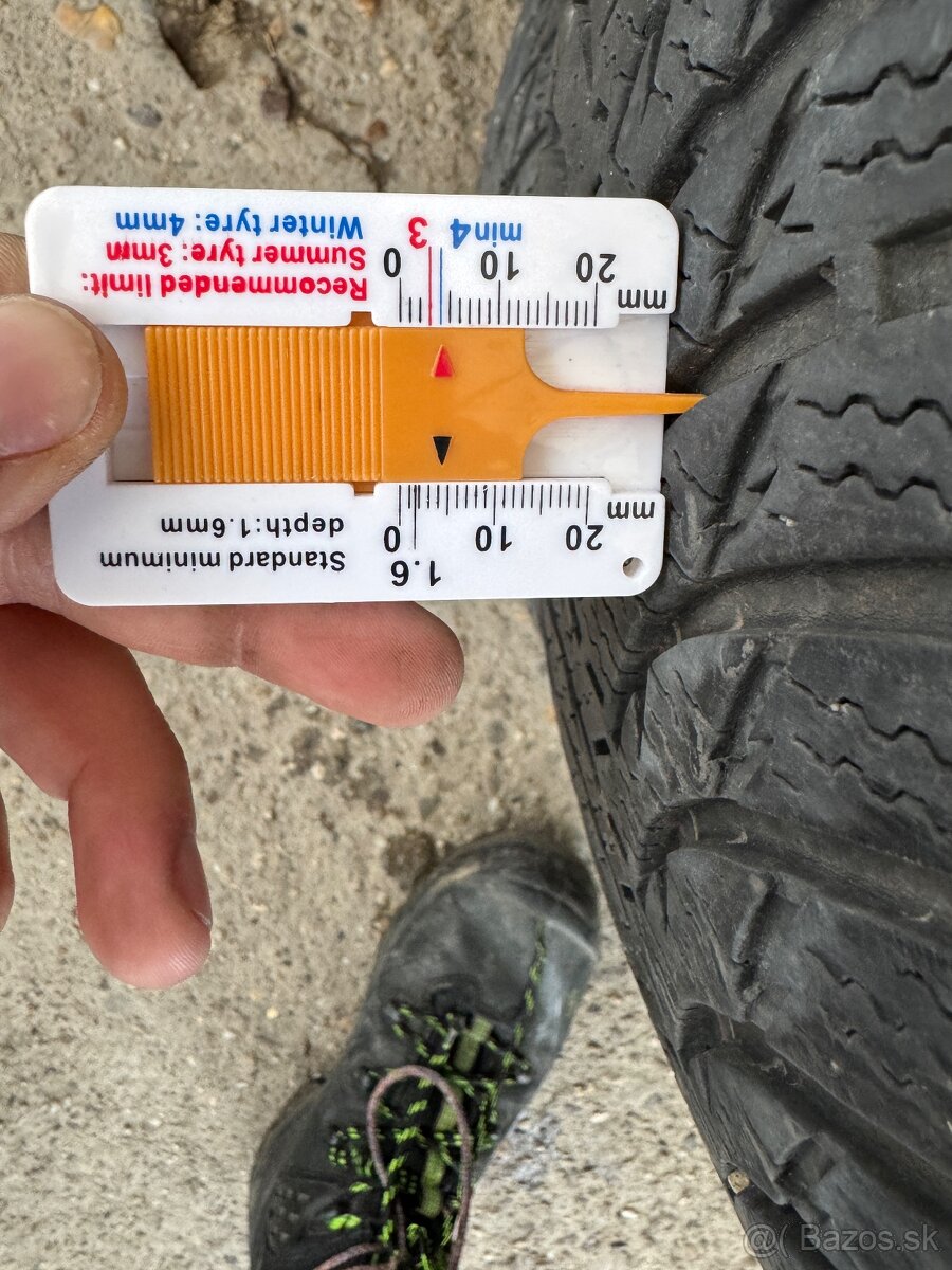 Kumho 215/65 R16 - 4