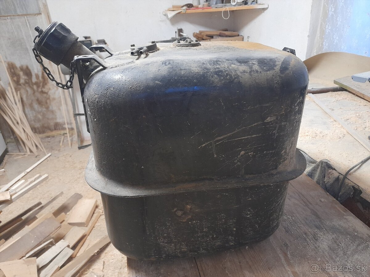 Palivova nádrž Zetor - 4