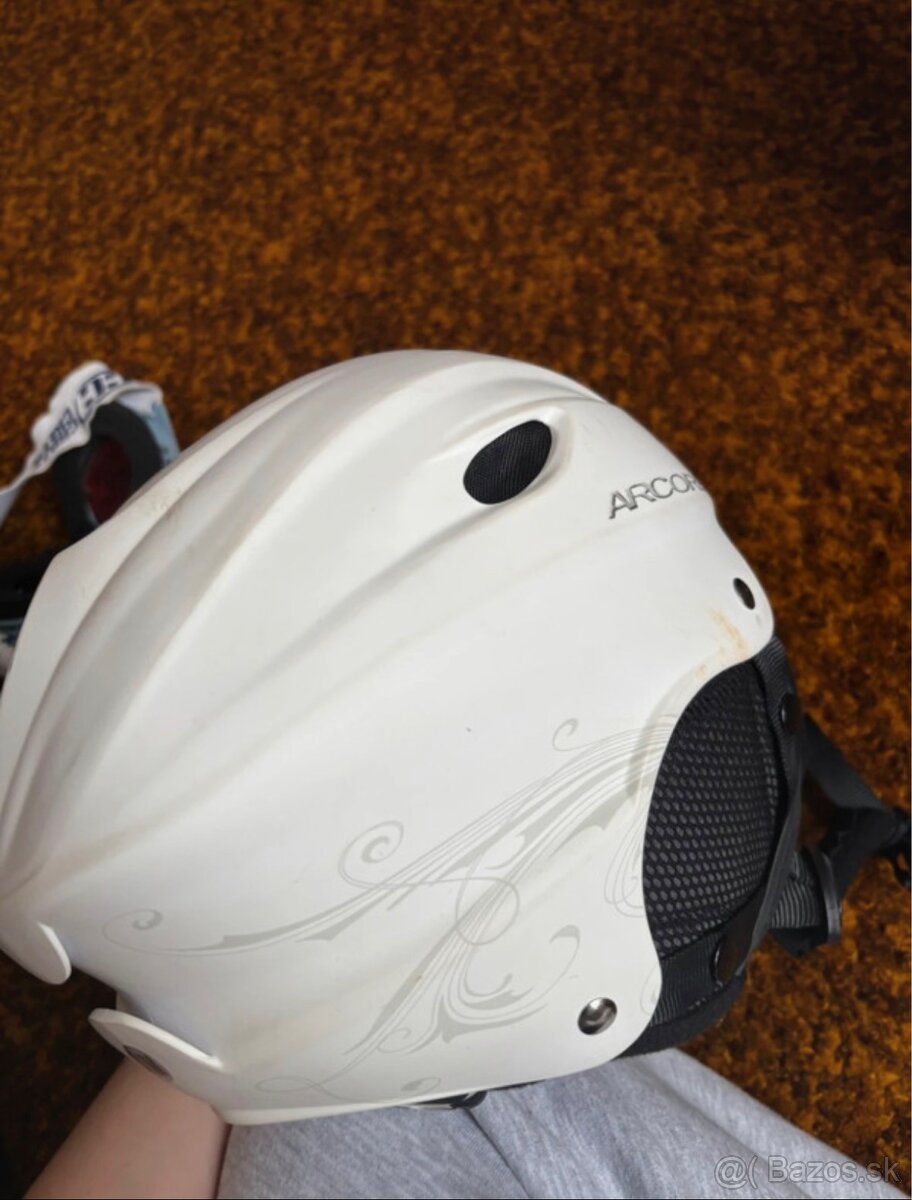 Lyžiarska prilba - 4