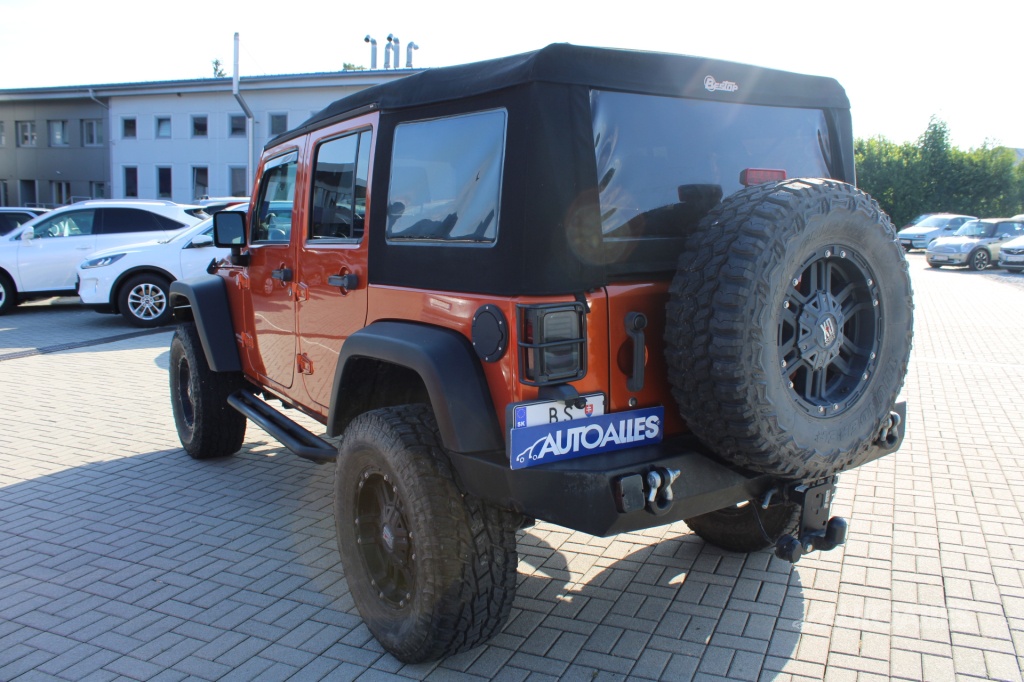 Jeep Wrangler 3,8 i V6 4WD 147 kW LIMITED MOUNTAIN EDITION