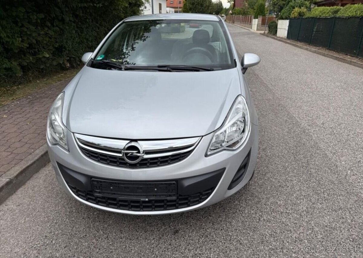 Opel Corsa 1,2i Nová STK klima zimáky benzín manuál 51 kw - 4