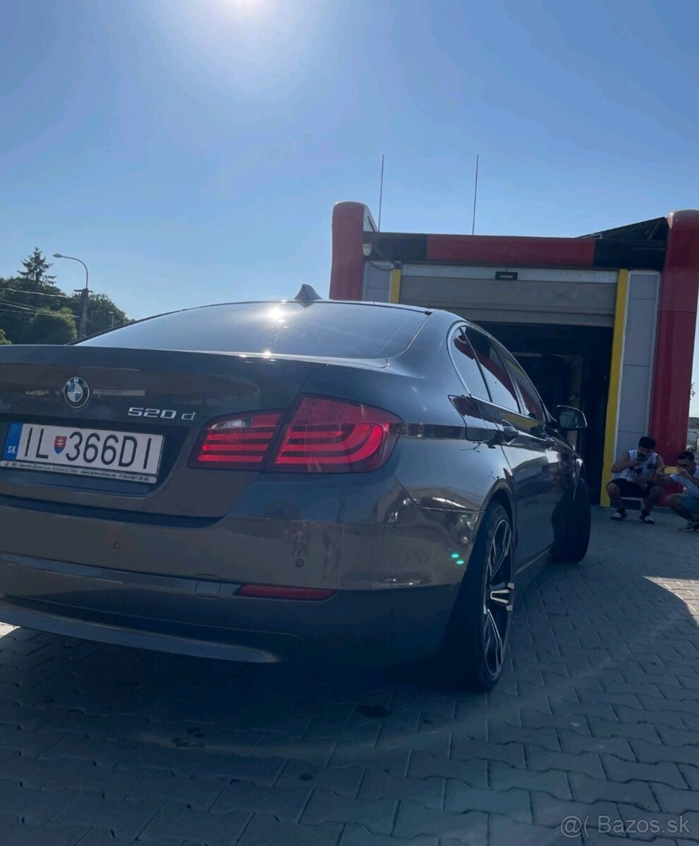 BMW f10 2.0d 135kw automat FULL - 4