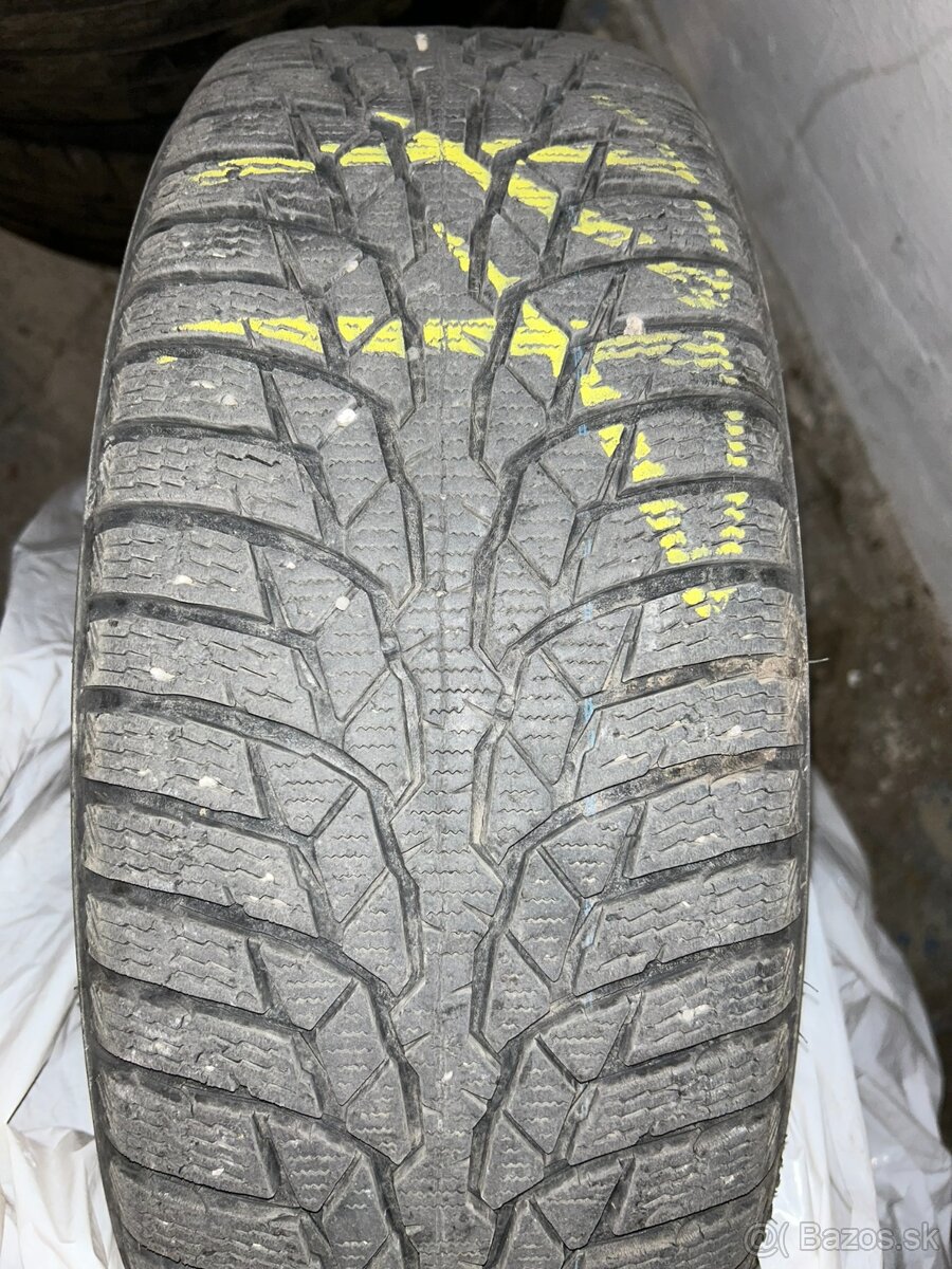 Nokian WR D4 195/65 R15 91T - 4