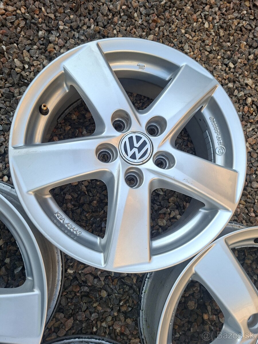 R15 Volkswagen Original top stav - 4
