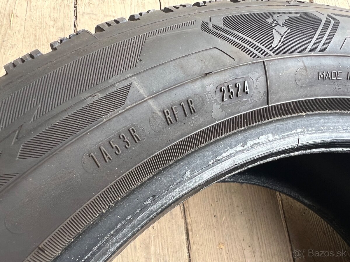 215/55R17 98V Good Year UltraGrip Performace 3 - 4