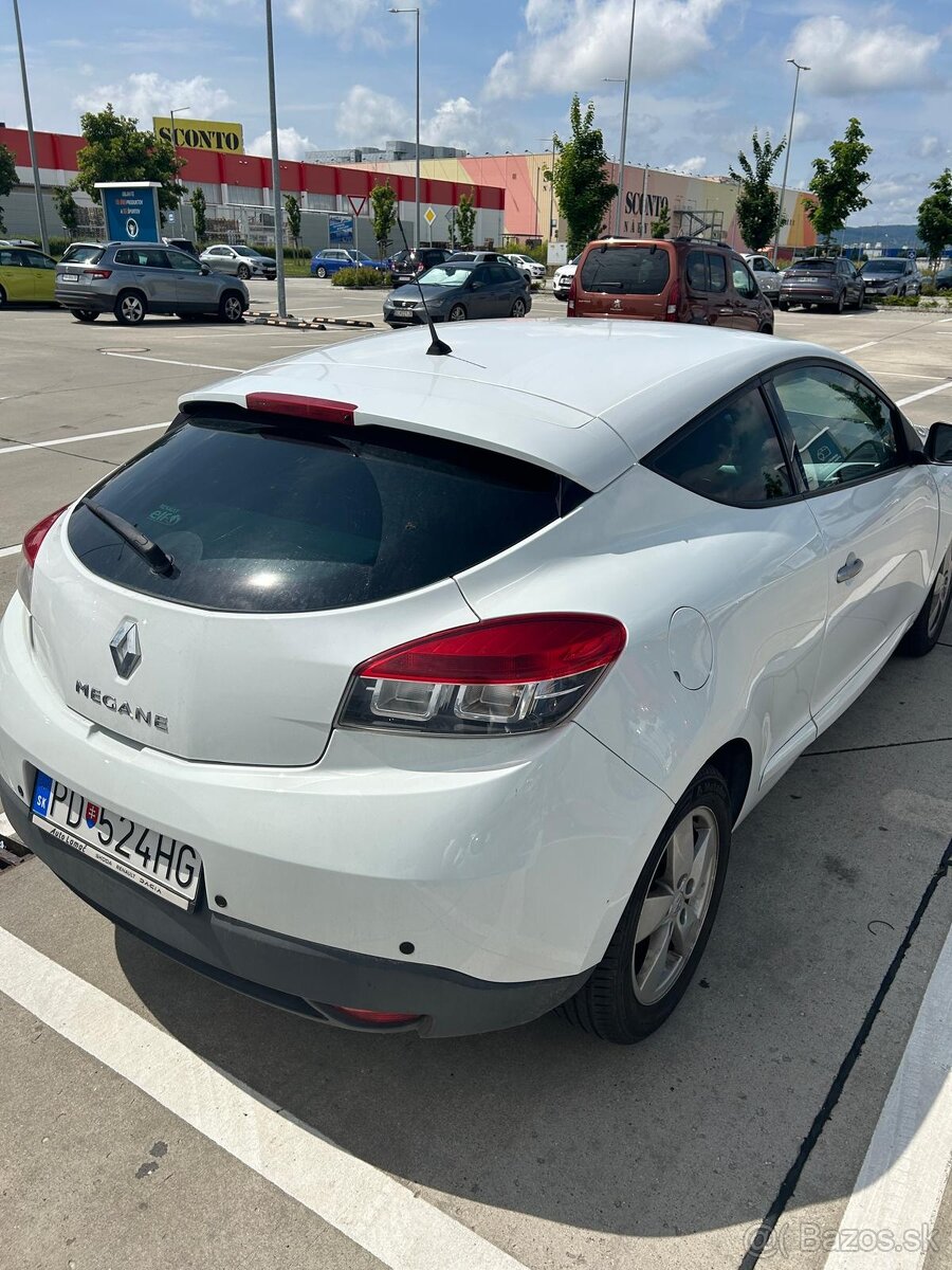 Renault Megane 3 Coupe 2010 - 4