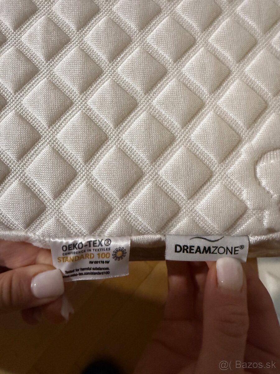 Predám posteľ s matracom a roštom, 90x200cm - 4