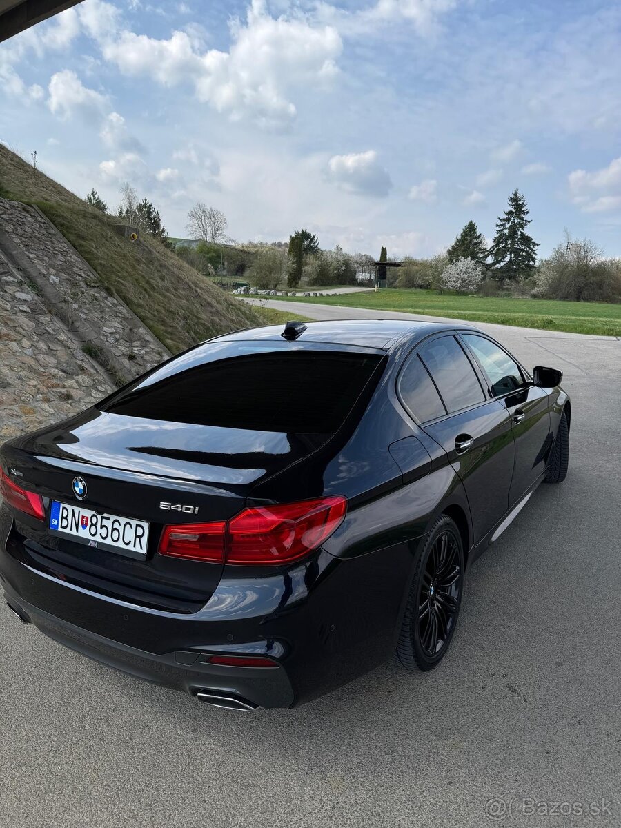 BMW 540i xDrive M Sport - G30 - 4