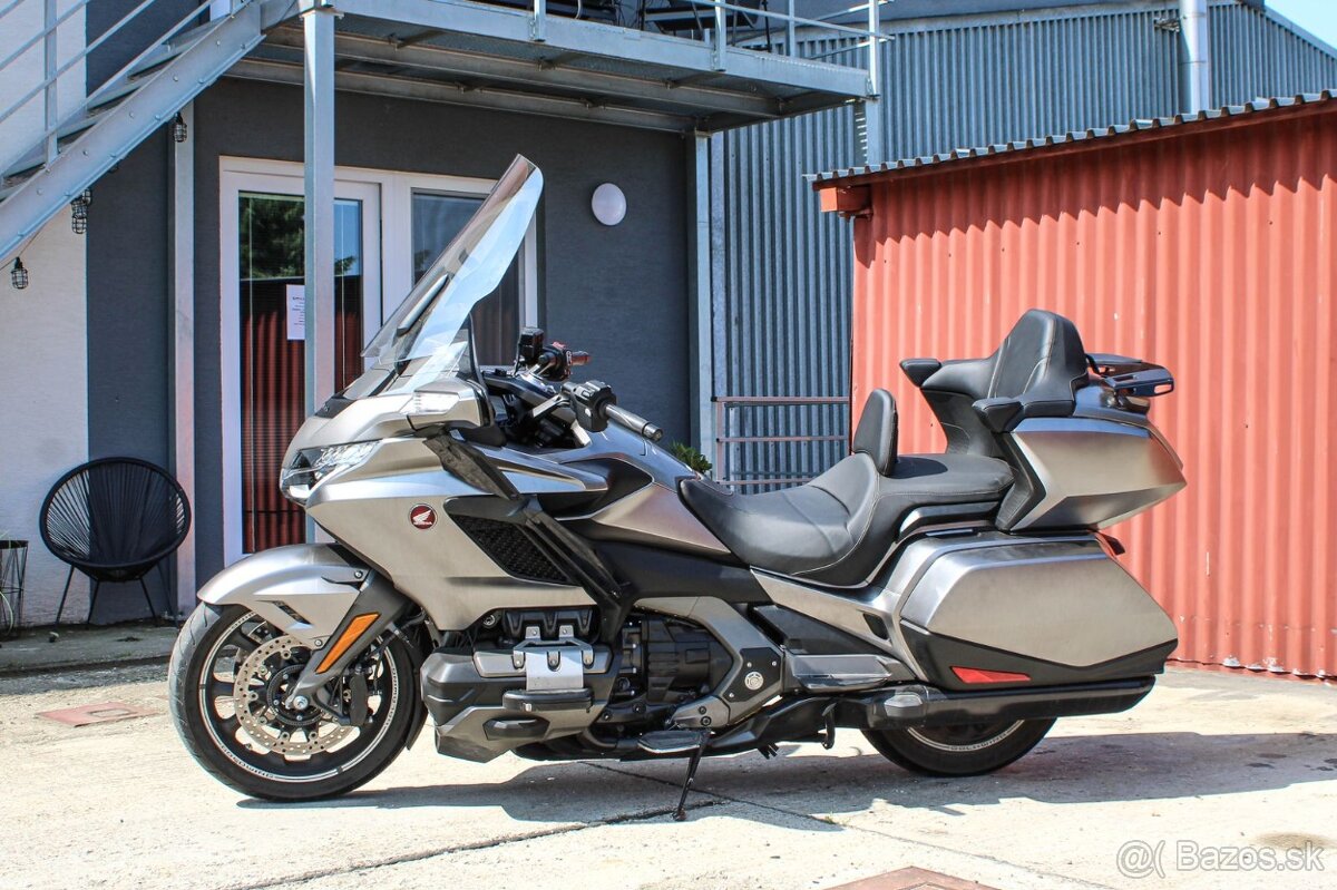 Honda GL 1800 GOLDWING - 4