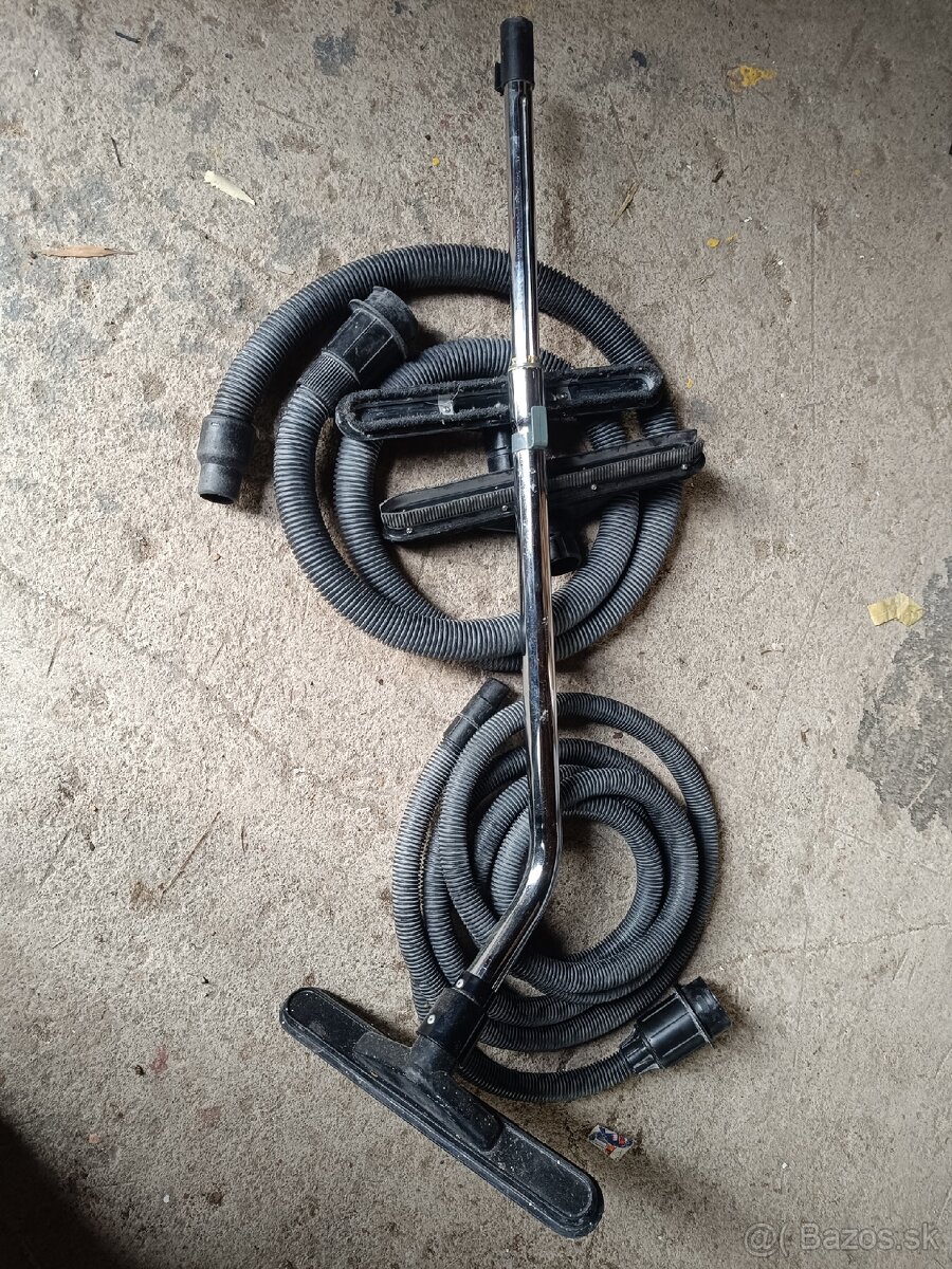Predam priemyselny profi vysavac Makita 449 - 4