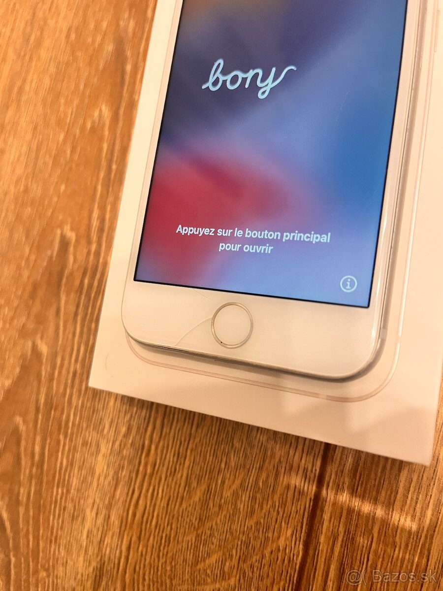 iPhone 7 32GB Silver - 4