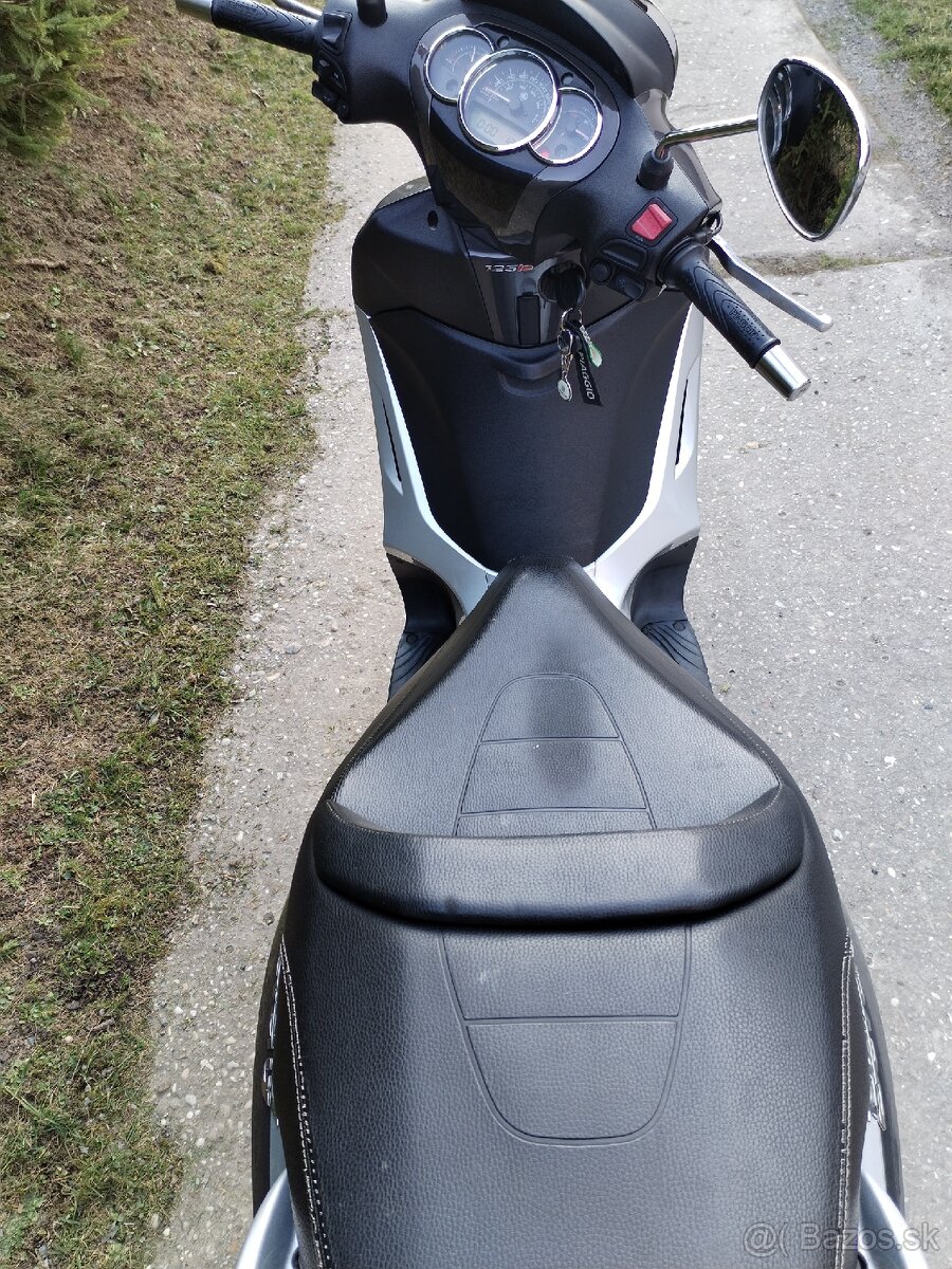 Piaggio Beverly 125 ie - 4