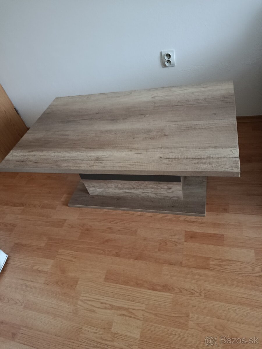 Konferenčný stolík - 4