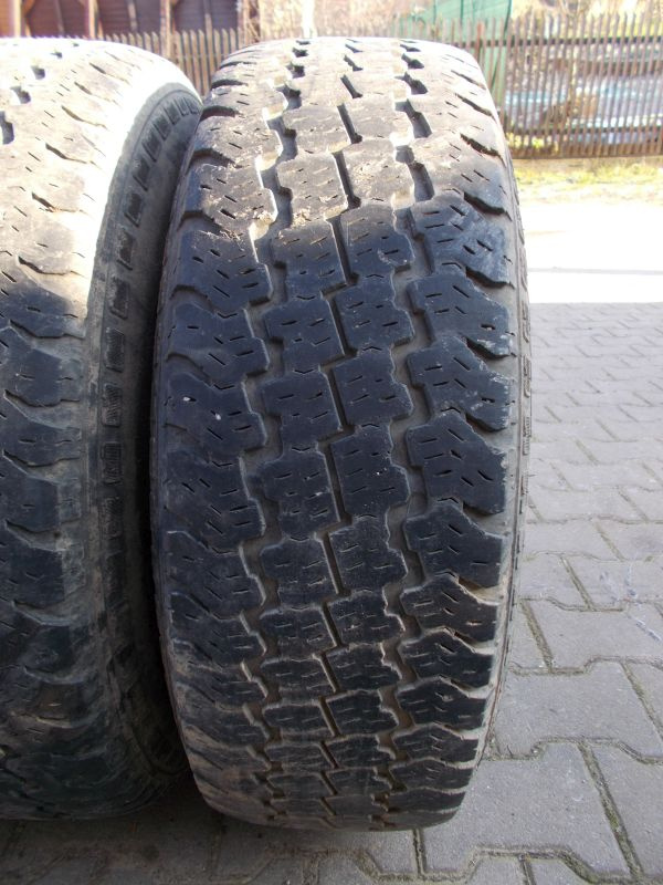 Pneumatiky Kumho 235/75R15 letné 2ks - 4
