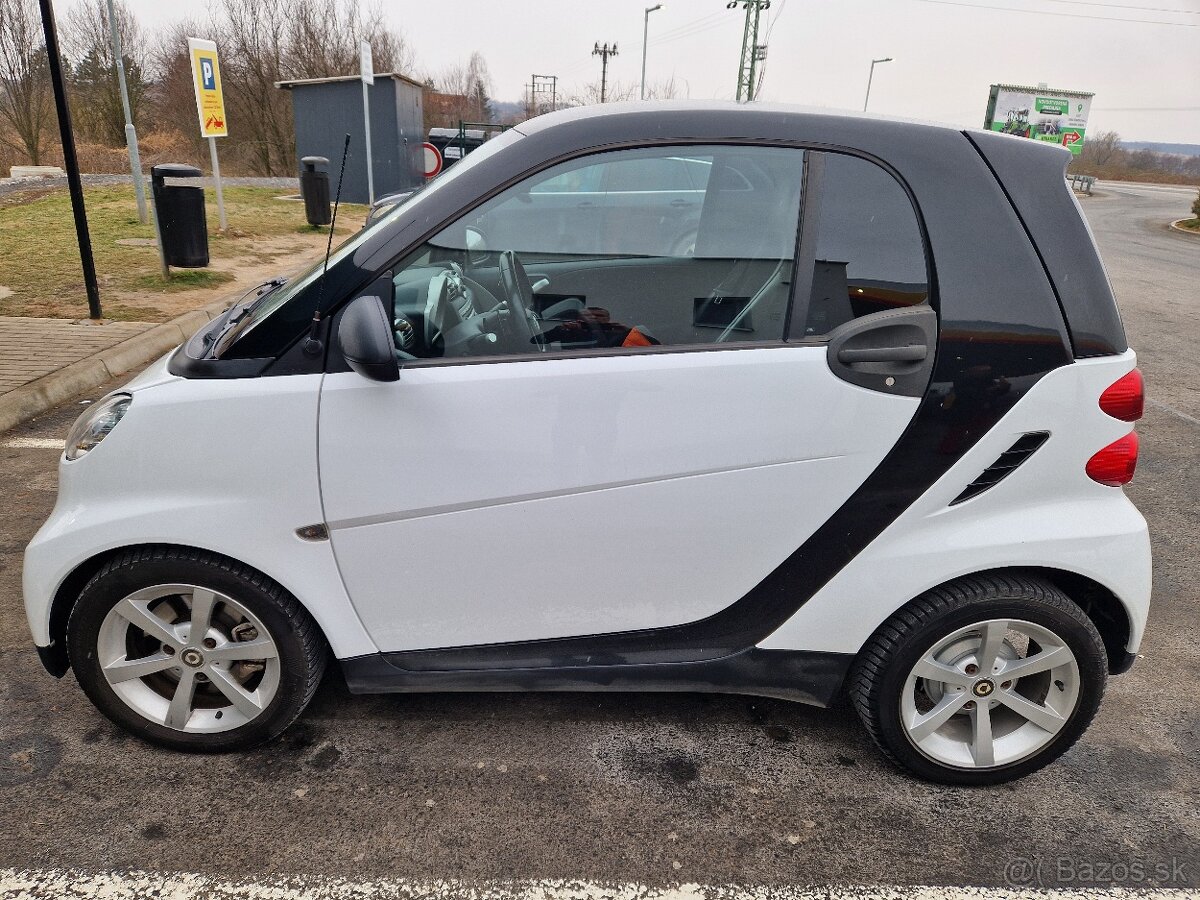 Smart Fortwo Coupe 1.0, benzín, 62kW, automat - 4