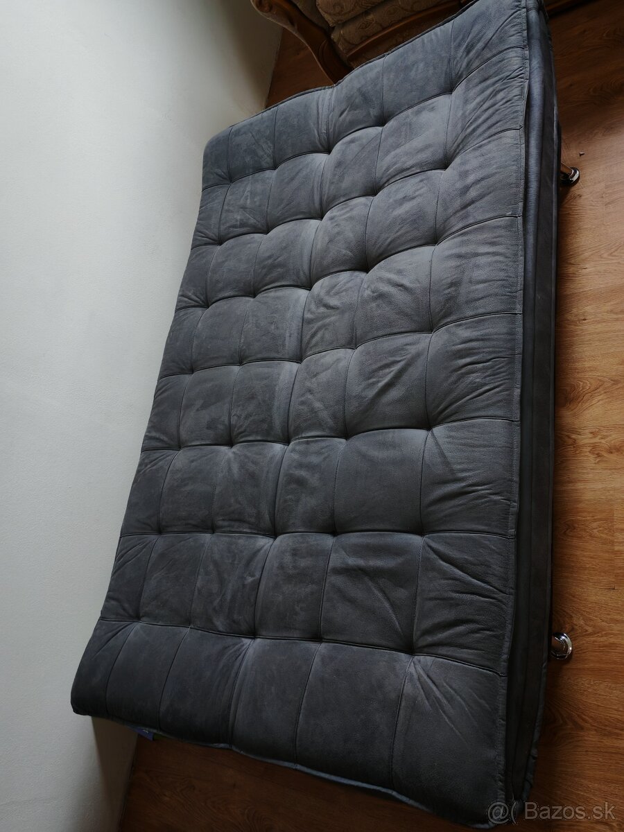 Predám používaný gauč v zachovalom stave - 4