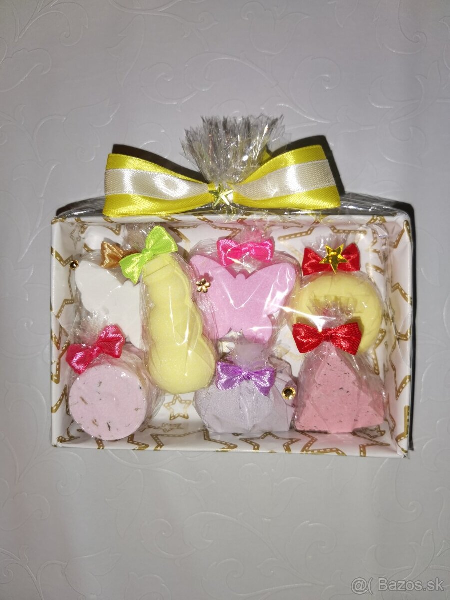 Malá darčeková Vianočná sada šumiviek do kúpeľa - 4