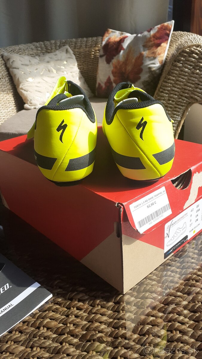 Specialized - tretry veľ. 8. - 4