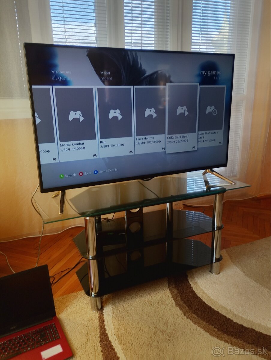 Predám Xbox 360 konzolu - 4