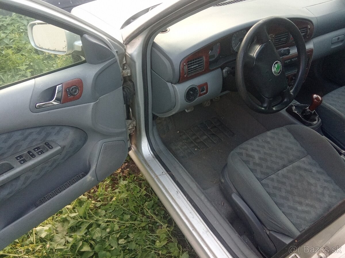 Octavia 1 1.8 benzín - 4