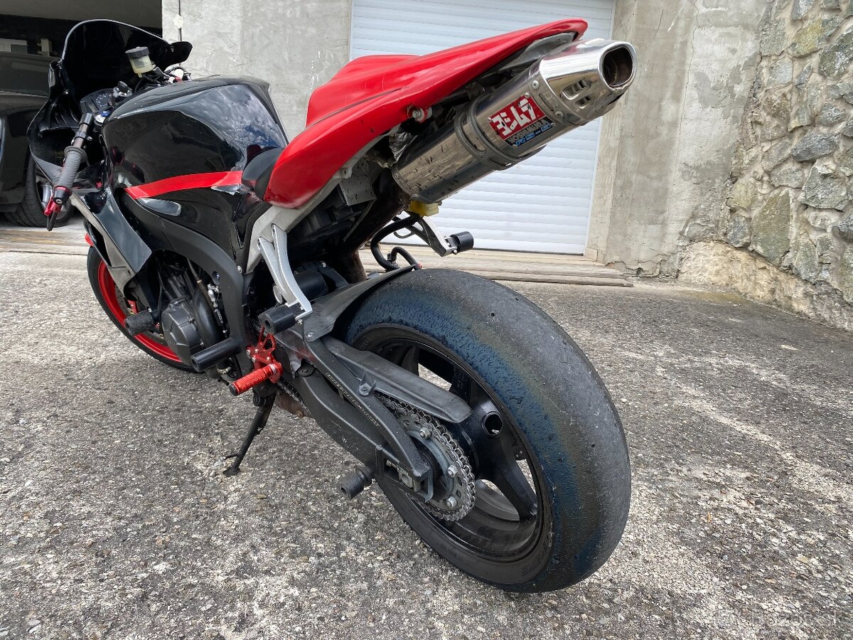 Okruhovka HONDA CBR 600 RR 2008 - 4