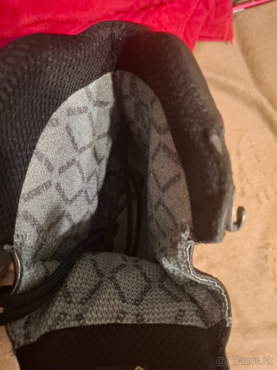 Predám zateplene vysoké Goratexy - 4