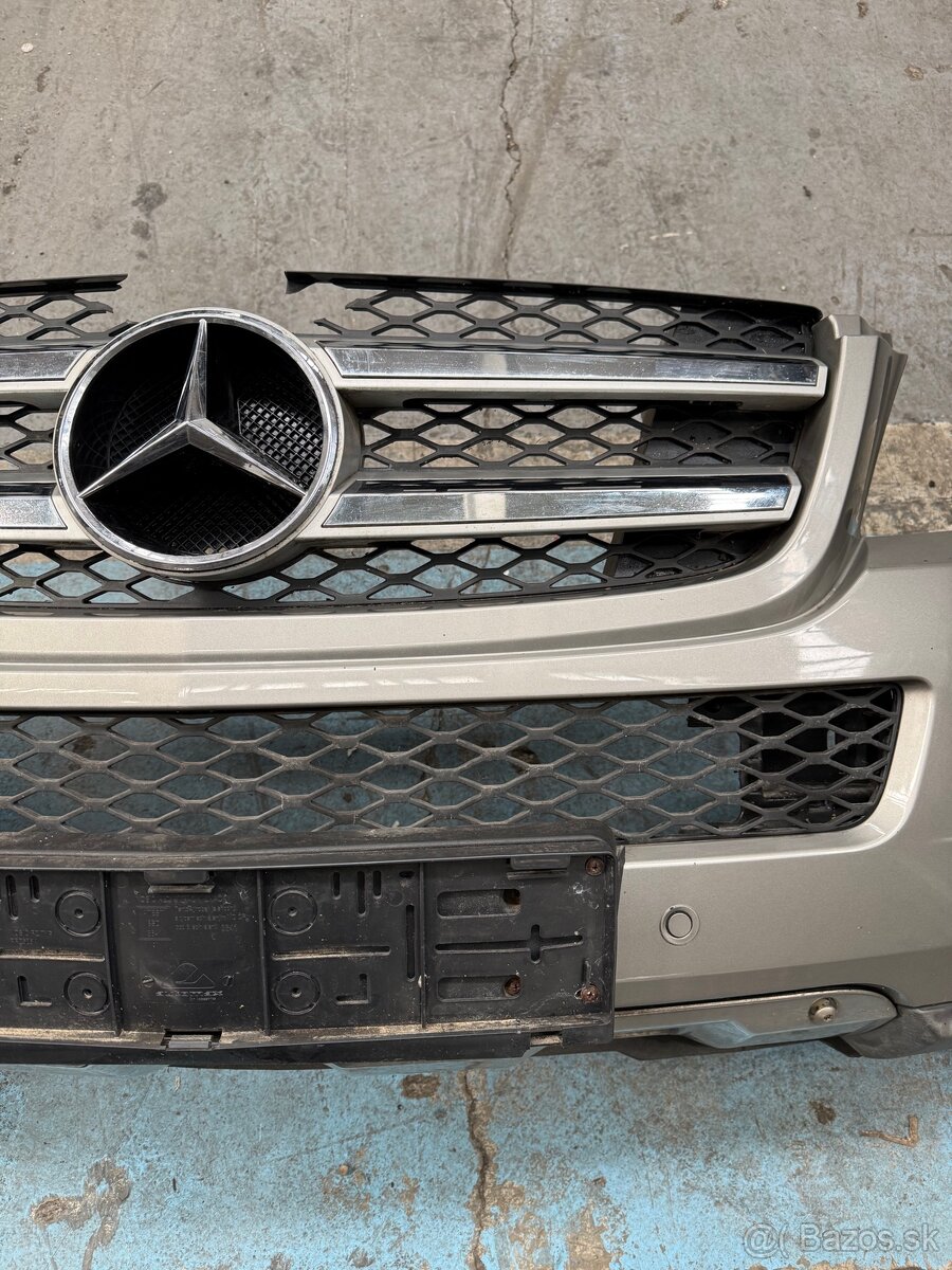 Predný nárazník Mercedes-Benz GL X164 - 4