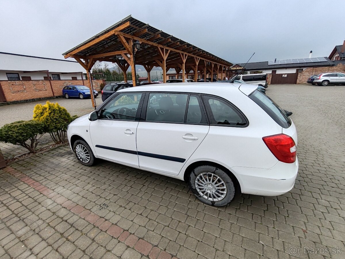 Škoda Fabia 2 - 4