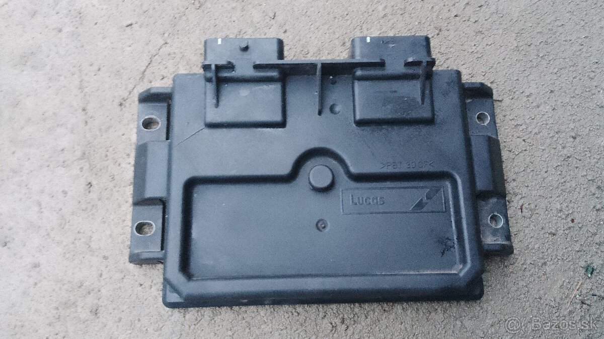 Predám štartér aj riadiacu jednotku - 4