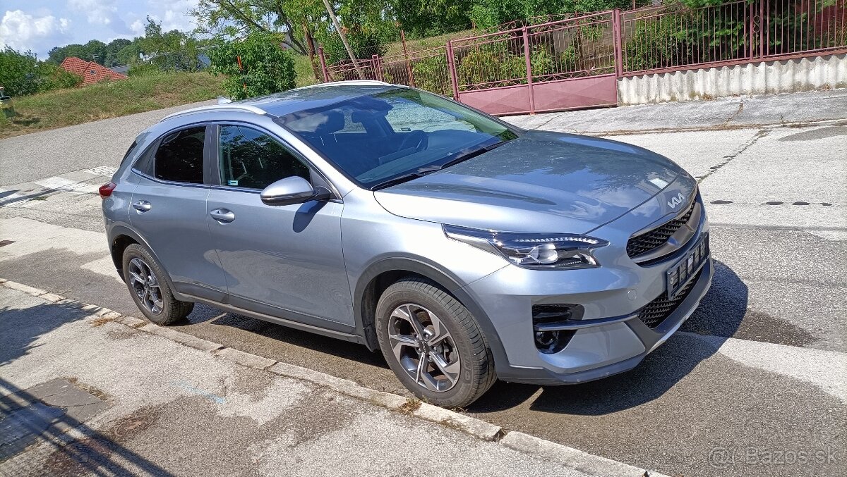 Predám Kia Xceed 1.6 T-GDI Exclusive (118kw) - 4