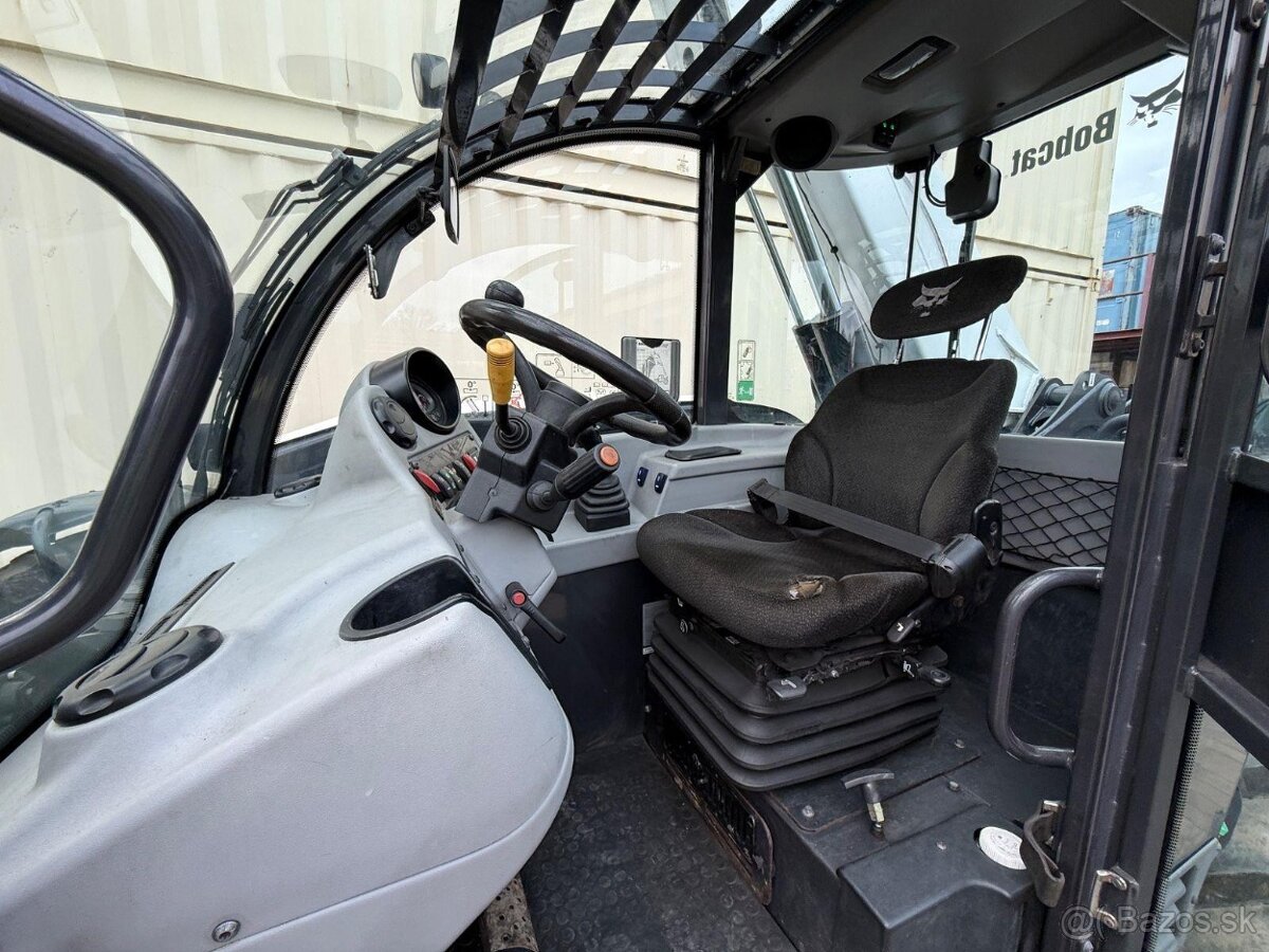 Bobcat TL43.80HF Agri – teleskopický manipulátor - 4