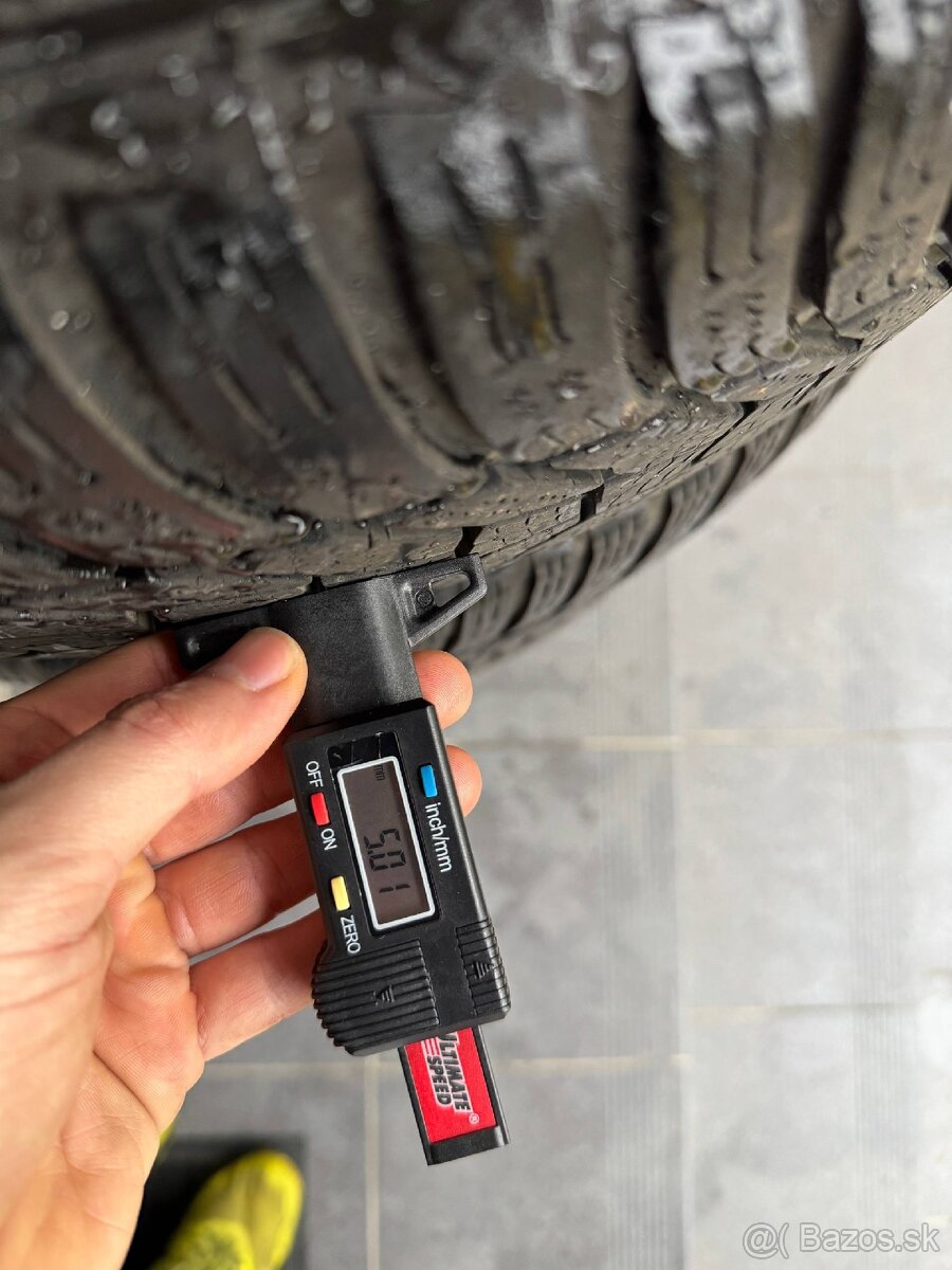 Zimné pneumatiky Hankook 235/55 R18 - 4