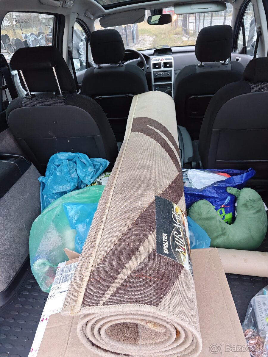 tepovanie sedačiek, kobercov, gaučov, hĺbkové čistenie - 4