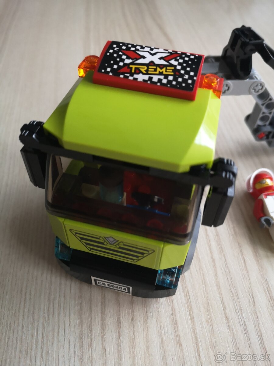 Lego City 60254 Preprava pretekárskeho člna - 4