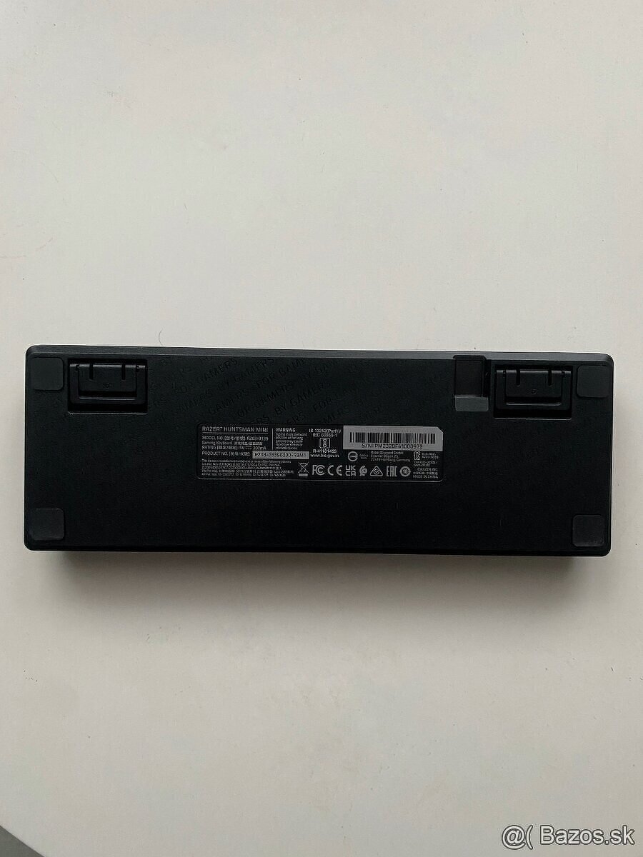 Razer Huntsman Mini (Red switch) - 4