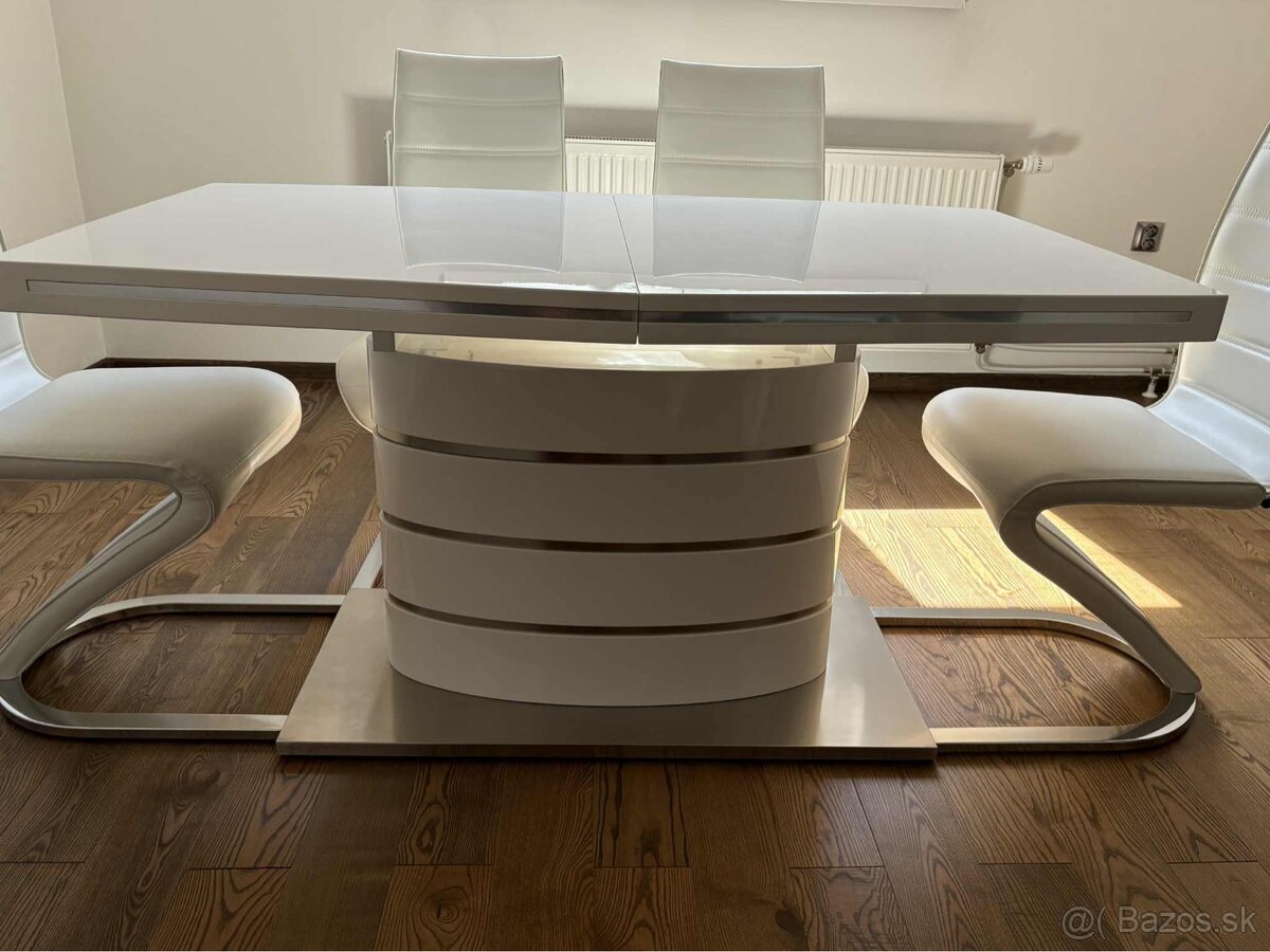 Rozkladaci stôl - 4