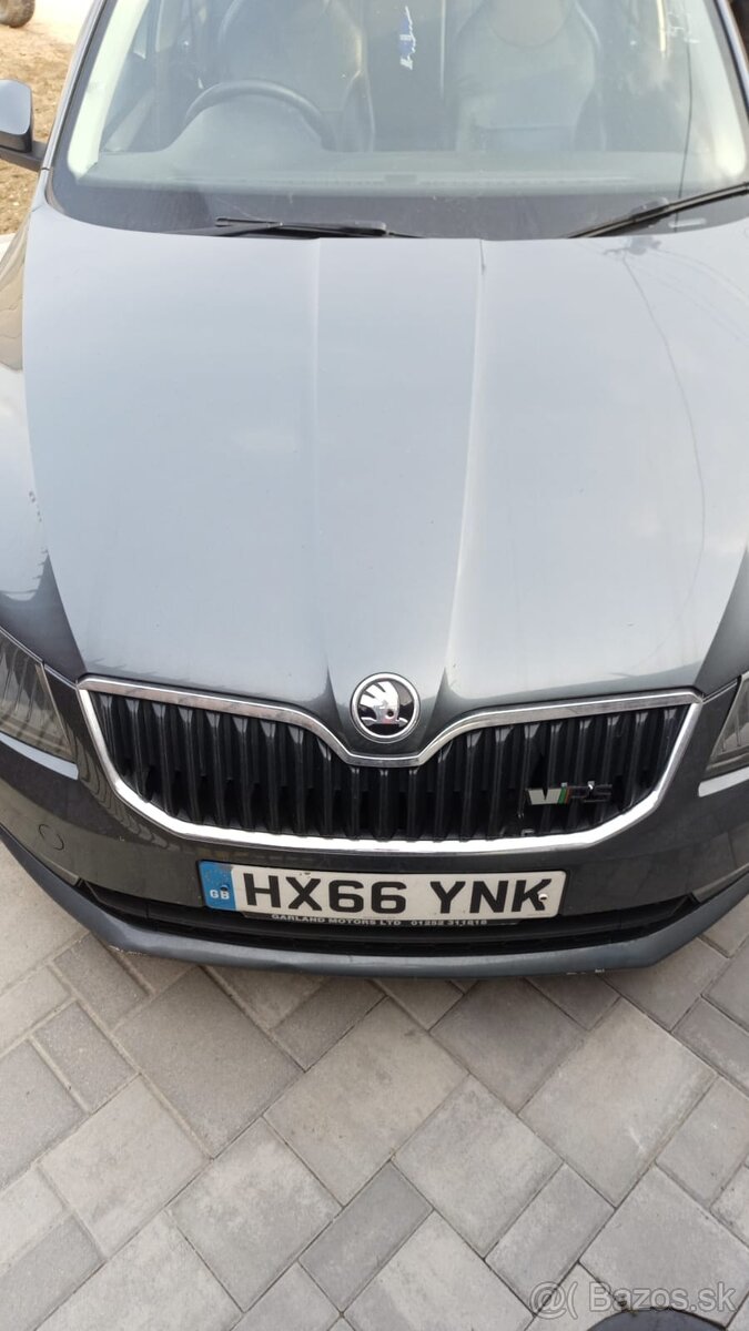 Kapota Škoda Octavia 3 - 4