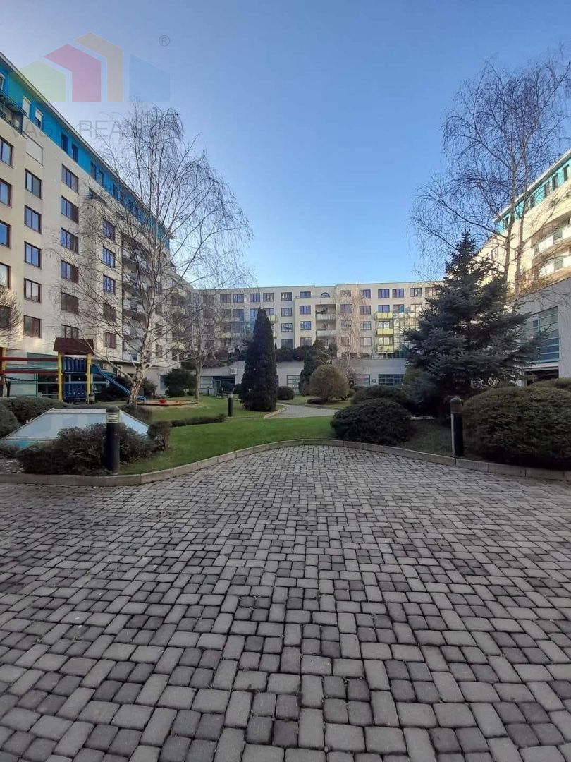 Na predaj obchodný priestor v polyfunkčnej budove, Vajnorská - 4