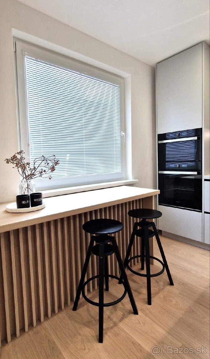 Nábytok na mieru - 4