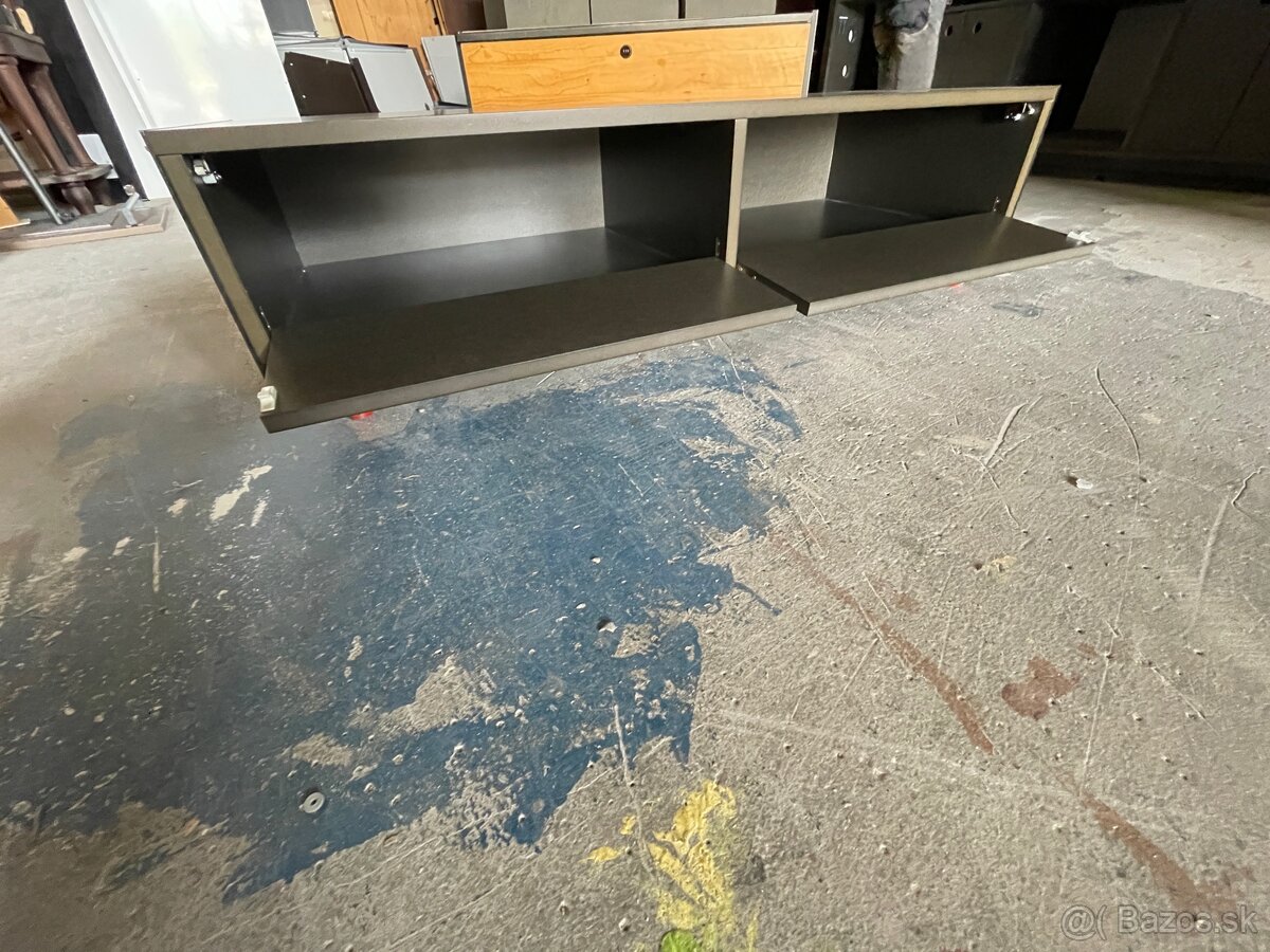 Skrinka na koliečkach - 4