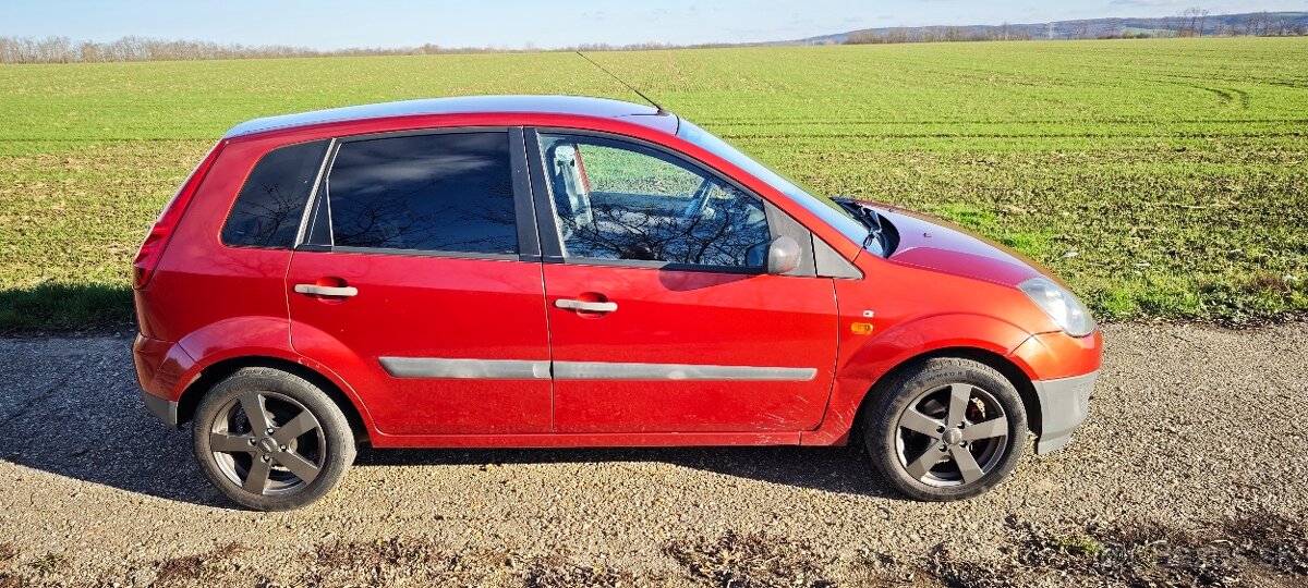 Fiesta 1.25, 55 kw/M5, 2008 benzín - 4