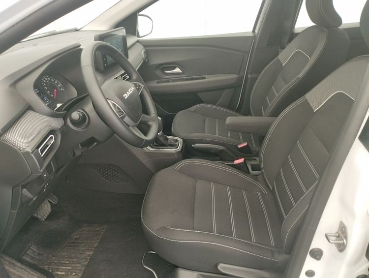 Dacia Sandero Expression TCe 90 CVT - rok 2024 - 4