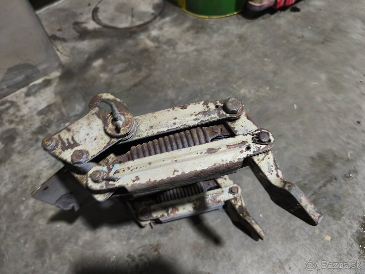 Diely Zetor 3011/4011 - 4