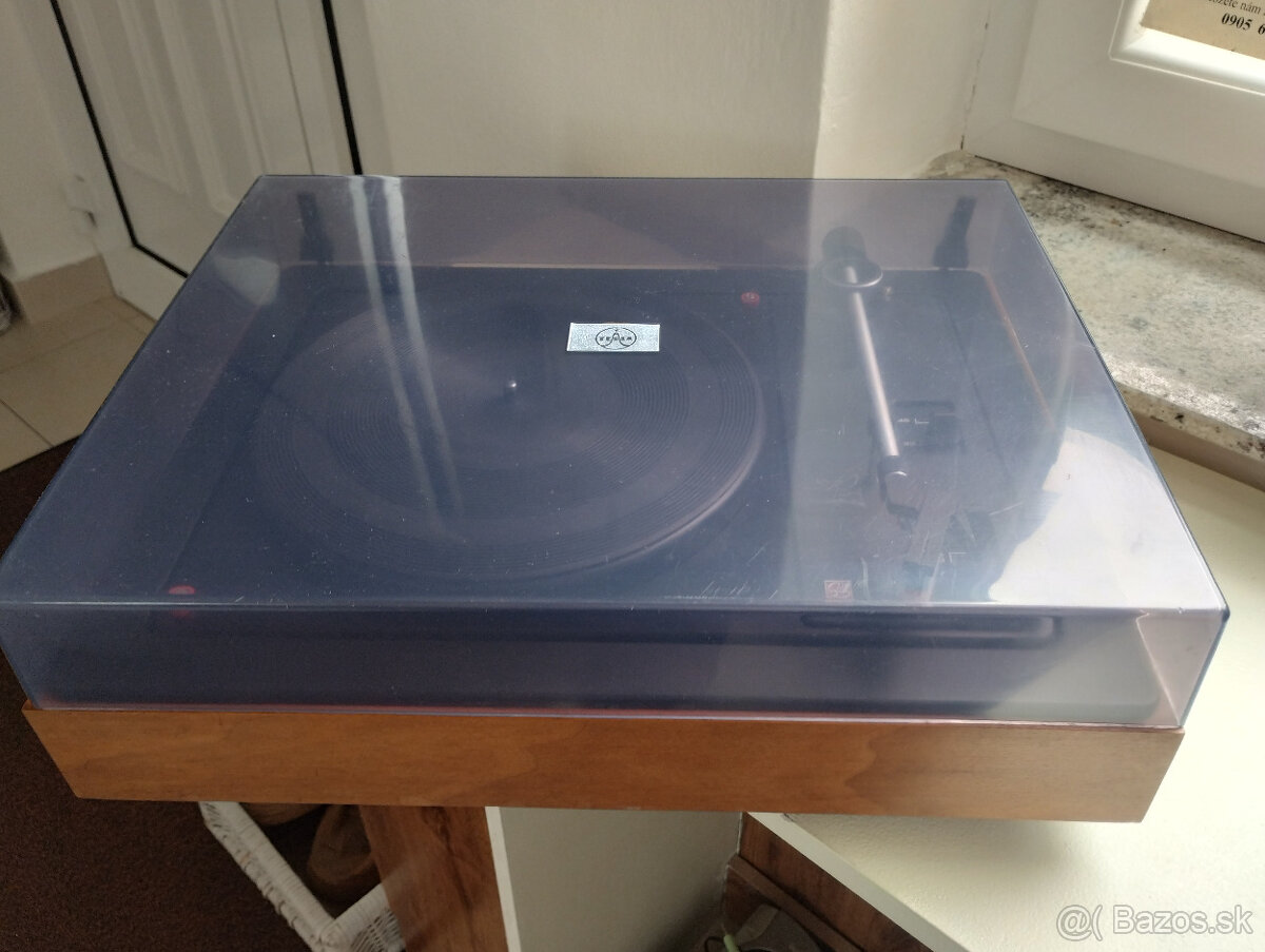 Predám gramofon TESLA NC 160 - 4