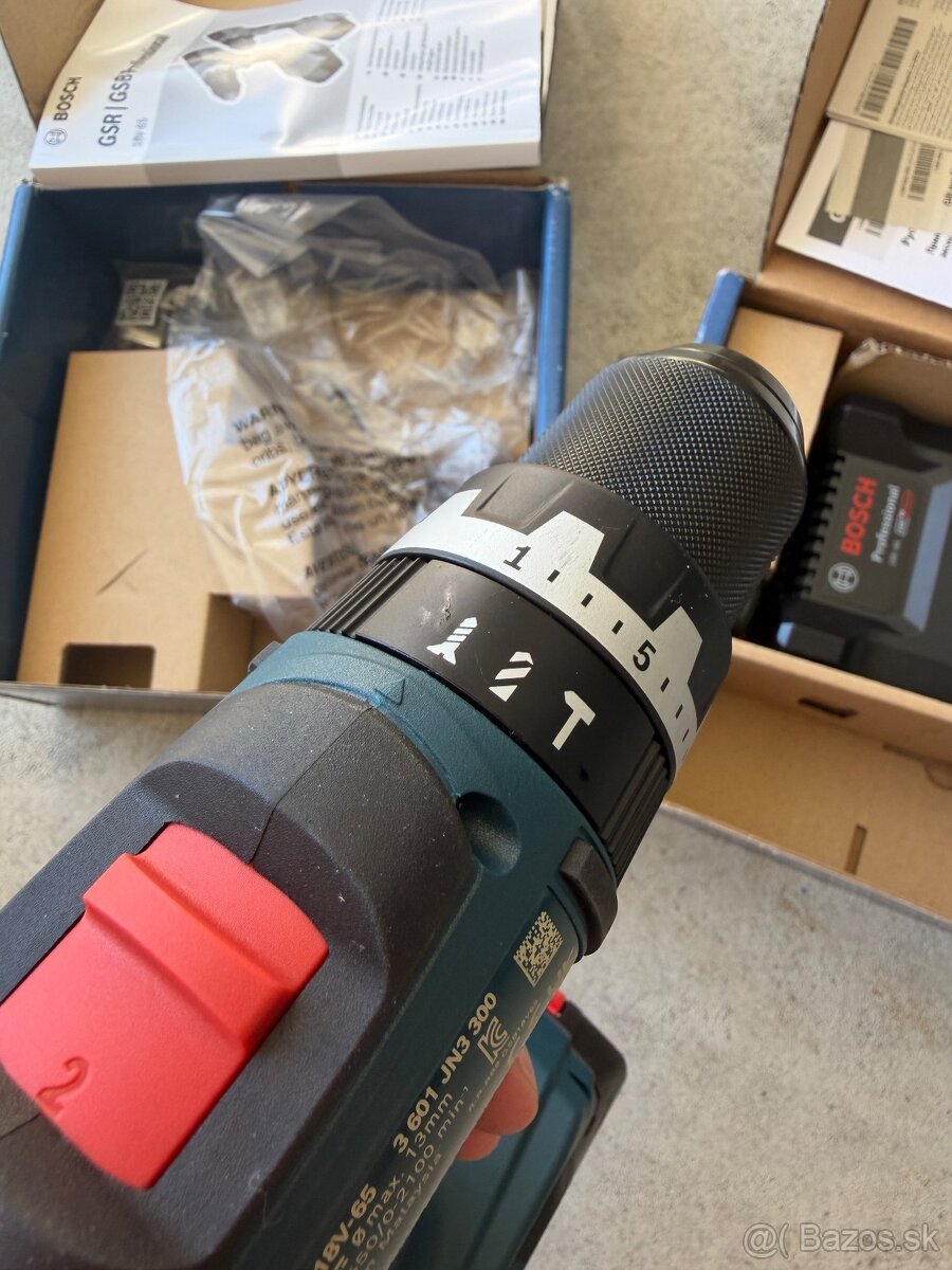 BOSCH professional uťahovačka príklep 18V - 4