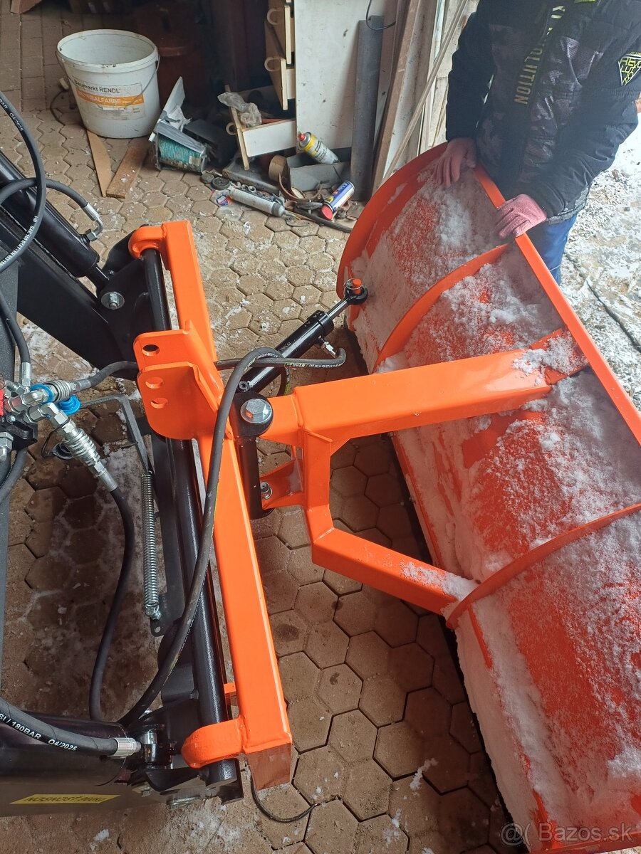 Predám pluh s hydraulickým otočením - 4
