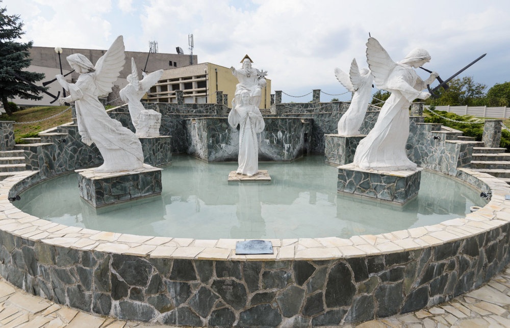 STAVEBNÝ POZEMOK KOZÁROVCE 37500 EUR - 4