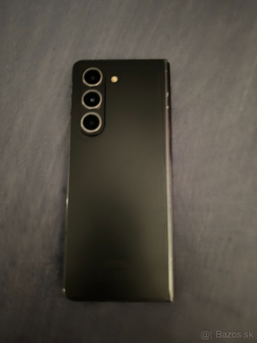 Samsung Galaxy Fold 5 - 4